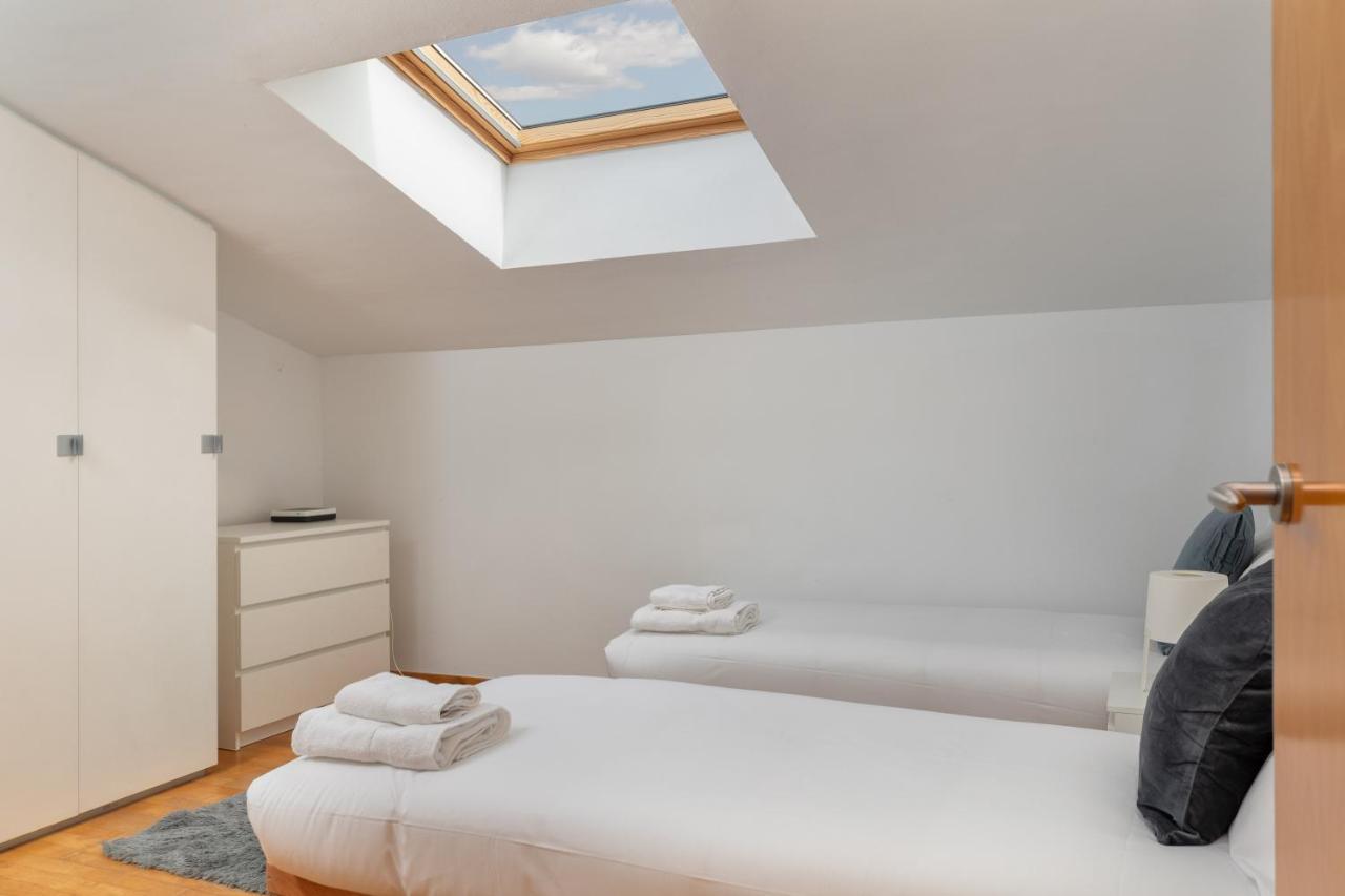 Apartament Flateli Cort Reial 7 Girona Zewnętrze zdjęcie