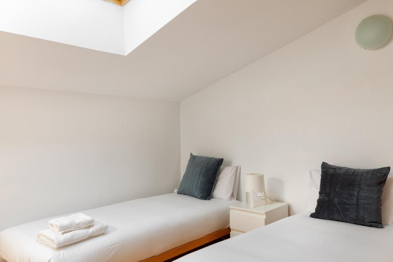 Apartament Flateli Cort Reial 7 Girona Zewnętrze zdjęcie
